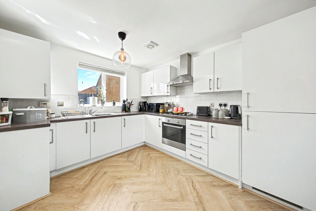Masefield Avenue Holmewood